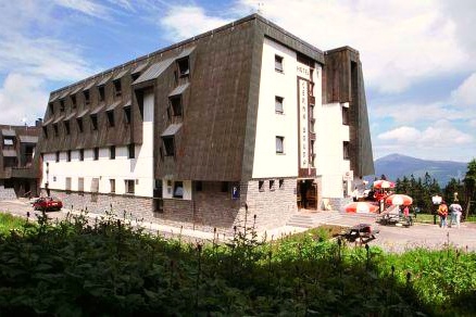 Cerna_hora (7)