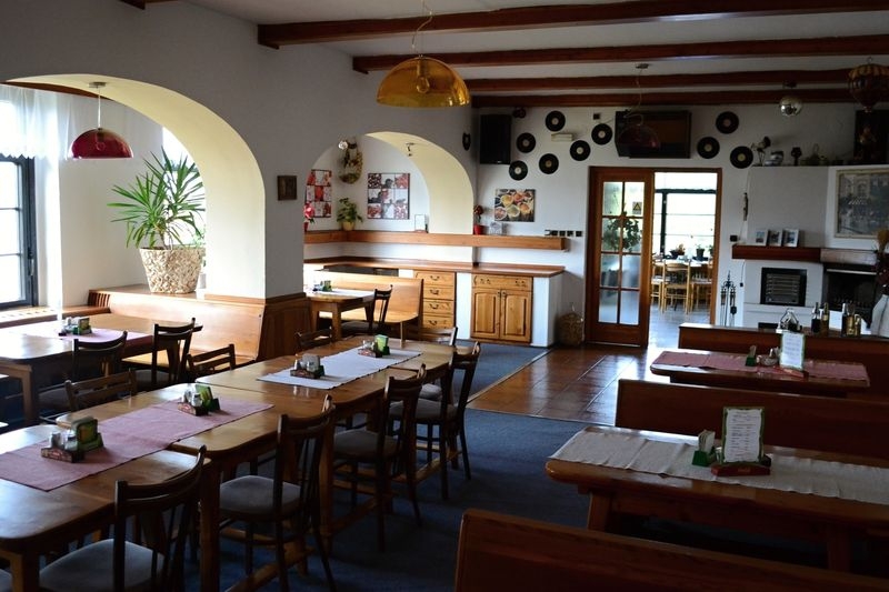 Restaurace